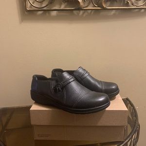 Black leather shoes rubber sole(new in the box)